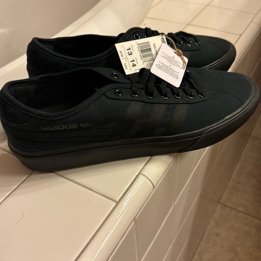 Adidas Delpala Shoes Size 13